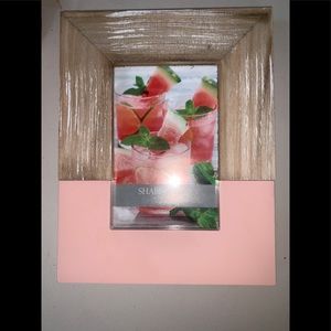 PINK Wood PICTURE FRAME 4"x6" Shabby  Chic